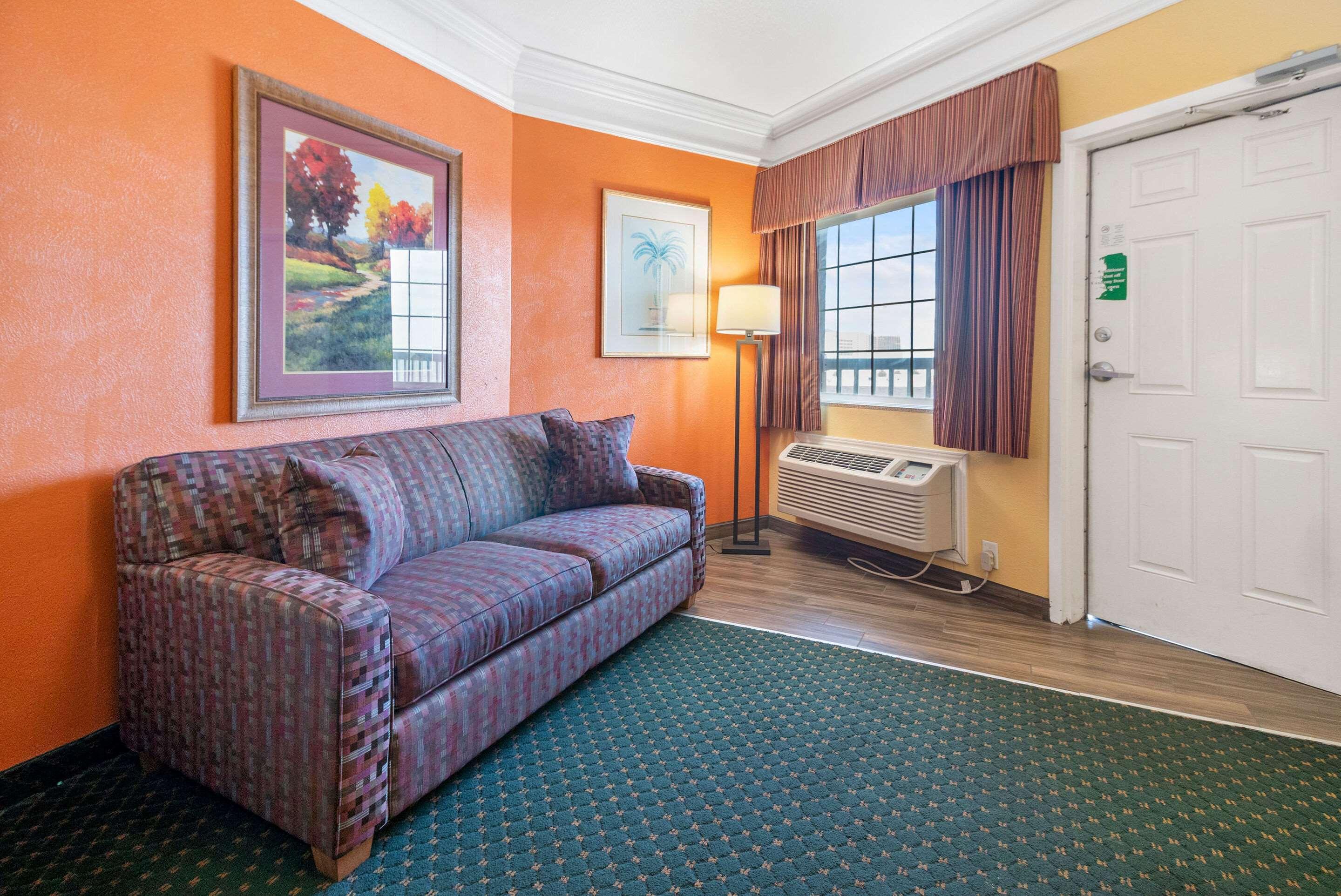 Quality Inn & Suites Galveston - Beachfront Εξωτερικό φωτογραφία