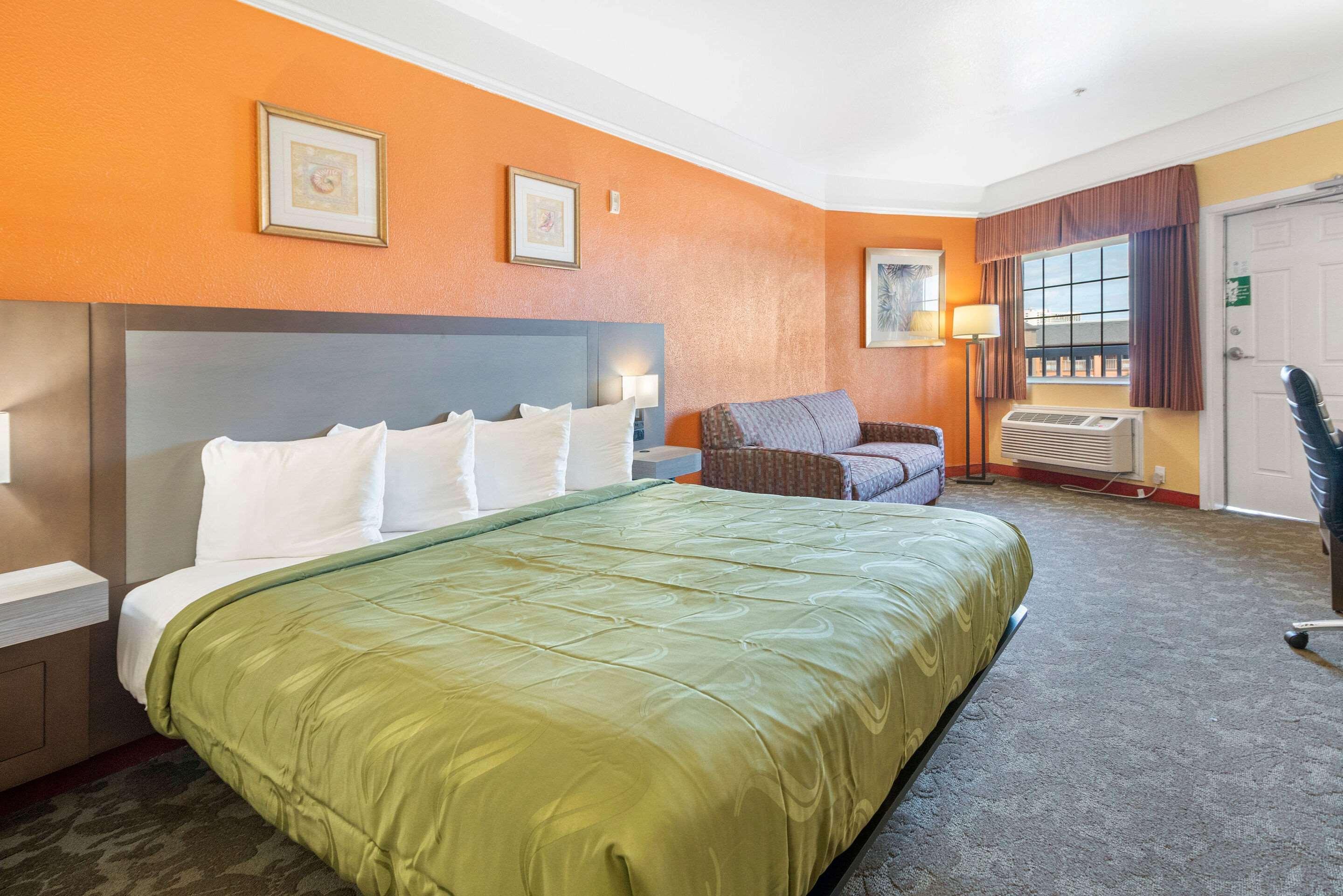 Quality Inn & Suites Galveston - Beachfront Εξωτερικό φωτογραφία
