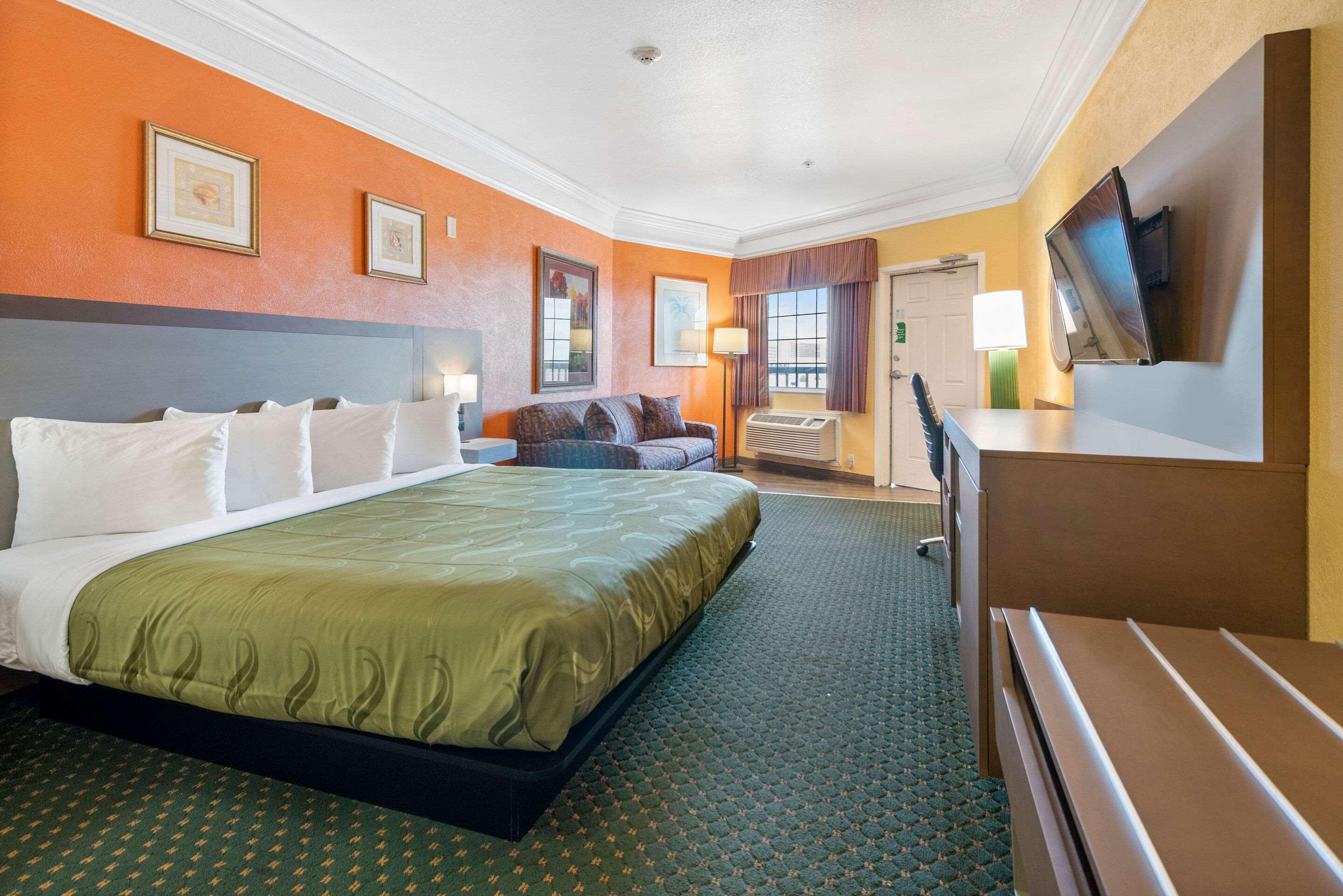 Quality Inn & Suites Galveston - Beachfront Εξωτερικό φωτογραφία